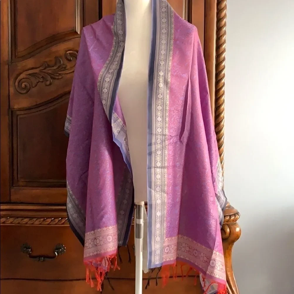 Indian silk scarves. Different colors.